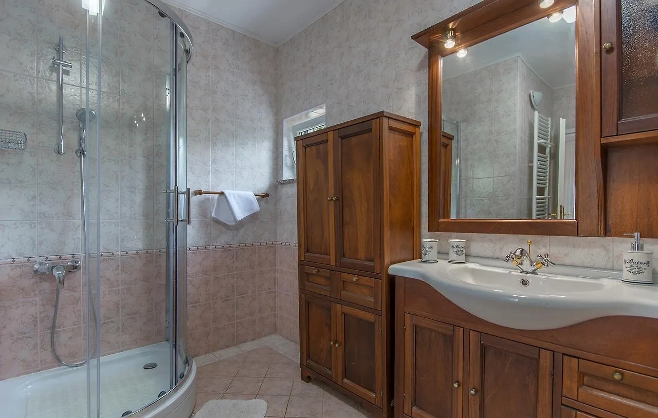 Villa Rosa 0*, Nova Vas (Porec)